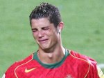 Cristiano-Ronaldo-Portugal-Greece-Euro-2004-c_1085133.jpg